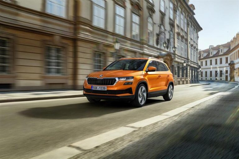 SKODA KAROQ a noleggio a lungo termine