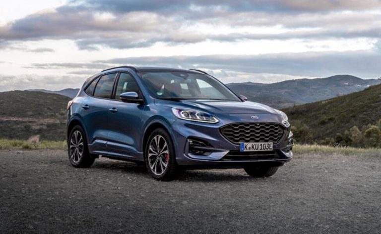 FORD KUGA a noleggio a lungo termine