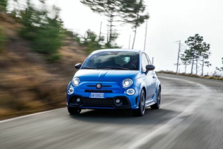 ABARTH 595 a noleggio a lungo termine