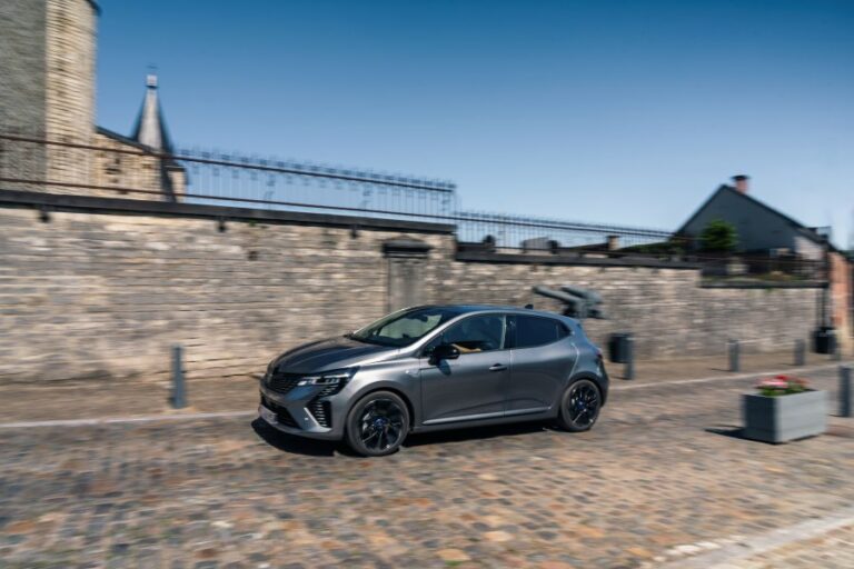 RENAULT CLIO a noleggio a lungo termine
