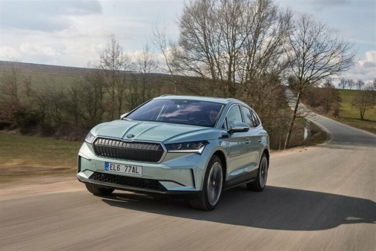 SKODA ENYAQ a noleggio a lungo termine