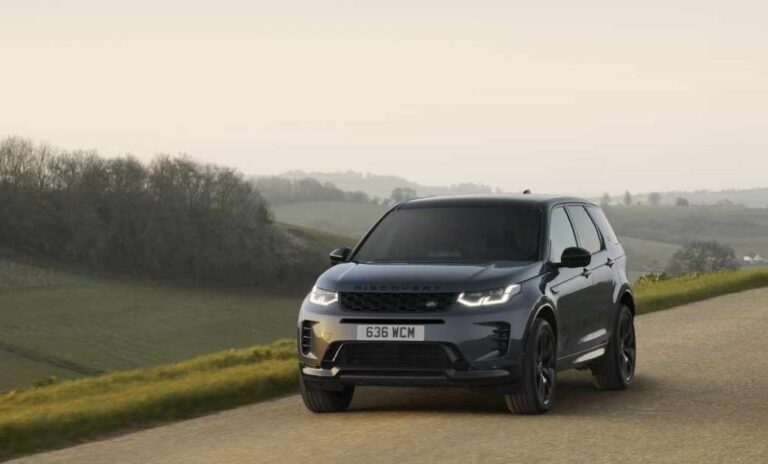LAND ROVER DISCOVERY SPORT a noleggio a lungo termine